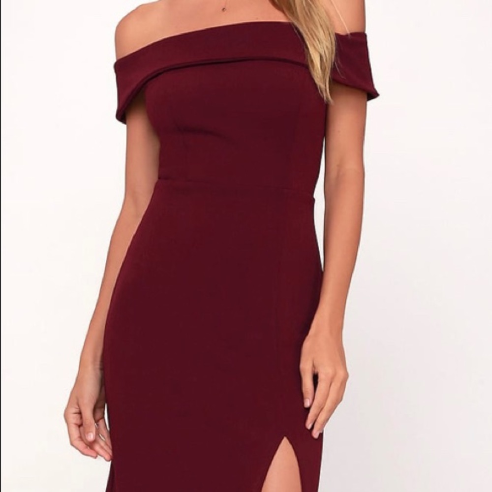 Lulus Off-the-shoulder floor-length gown with slit
